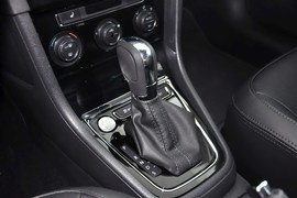 2014款大众宝来1.6L自动豪华型