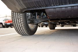 2014款Jeep指南者2.0L两驱进取版 改款