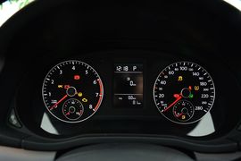 2014款大众帕萨特2.0TSI DSG御尊版