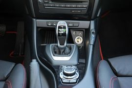 2014款宝马X1 sDrive18i运动设计套装