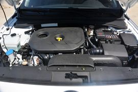 2014款起亚K4 1.8L LUX AT