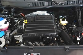 2013款大众朗逸1.6L自动舒适版 改款