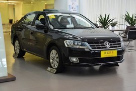 2013款大众朗逸1.6L自动舒适版 改款