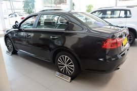 2014款大众朗逸1.6L手自一体运动版