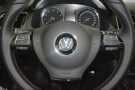 2014款大众朗逸1.6L手自一体运动版
