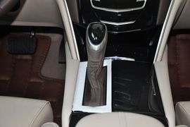 2014款凯迪拉克XTS 28T(2.0T)手自一体铂金型