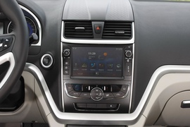 2014款吉利新帝豪试驾