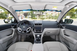 2014款吉利新帝豪试驾