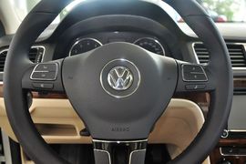 2013款大众朗逸1.4TSI DSG豪华版 改款