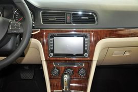 2013款大众朗逸1.4TSI DSG豪华版 改款