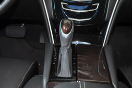 2014款凯迪拉克XTS 28T(2.0T)手自一体豪华型