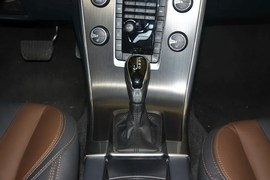 2015款沃尔沃XC60 2.0T T5智雅版