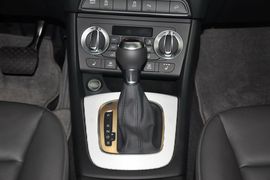 2015款奥迪Q3 40TFSI quattro豪华型