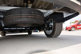 2014款宝骏730 1.5L手动舒适型 7座