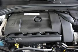 2015款沃尔沃XC60 3.0T T6智逸版