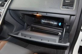 2015款沃尔沃XC60 3.0T T6智逸版