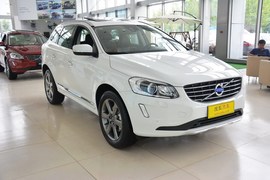 2015款沃尔沃XC60 3.0T T6智逸版