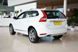2015款沃尔沃XC60 3.0T T6智逸版