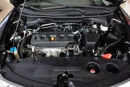 2013款本田凌派1.8L自动豪华版
