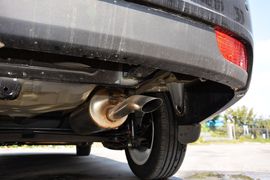 2014款吉利新金刚1.5L手动精英型