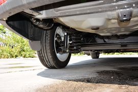 2014款吉利新金刚1.5L手动精英型