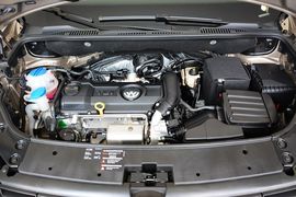 2015款大众途安1.4T自动舒适版5座
