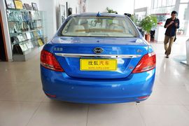 2014款比亚迪速锐1.5TID自动豪华型