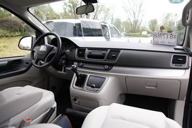 2014款上汽大通G10 2.0T自动试驾