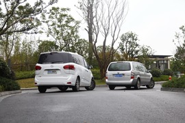 2014款上汽大通G10 2.0T自动试驾