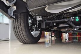 2014款荣威W5 1.8T 4WD自动豪域特装版