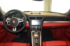 2013款保时捷Carrera 4 3.4L