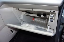 2014款雪铁龙全新爱丽舍1.6L手动时尚型