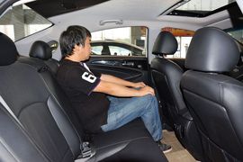 2014款现代索纳塔八 2.0L自动豪华版