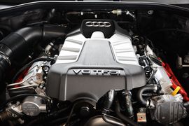 2014款奥迪Q7 35TFSI进取型