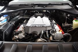 2014款奥迪Q7 35TFSI进取型