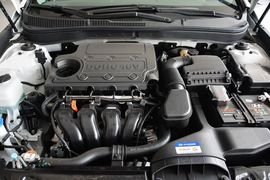 2014款现代索纳塔八2.4L自动豪华版 国V