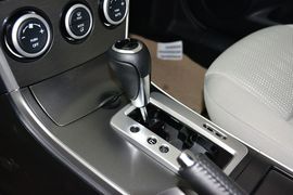2014款马自达6 2.0L手自一体经典型