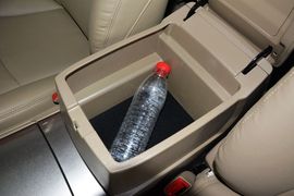 2013款丰田汉兰达2.7L两驱5座紫金版