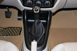 2014款夏利N5 1.3L手动舒适型