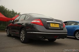 日产天籁3.5L XV VIP至尊版