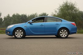2009款别克新君威1.6T精英运动版