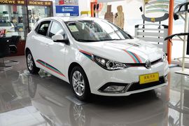 2012款MG5 1.5L自动豪华版
