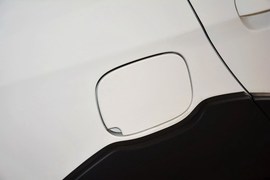 2014款东风风神H30CROSS 1.5L手动智驱感恩版