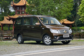 2015款长安金欧诺1.5L豪华型