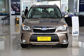 2013款斯巴鲁森林人2.0T自动尊贵导航版