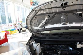 2014款日产NV200 1.6L手动尊享型 国五