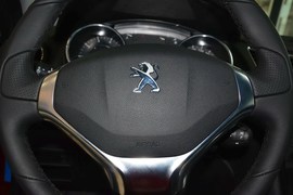 2013款标致3008 1.6THP自动潮流版