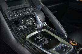 2013款标致3008 1.6THP自动潮流版