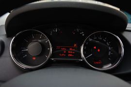 2013款标致3008 1.6THP自动潮流版