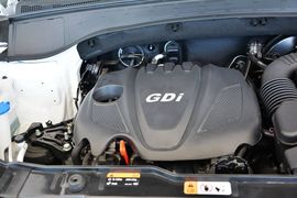 2013款起亚索兰托2.4L汽油四驱豪华版7座